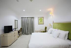 Crown Park Hotel
