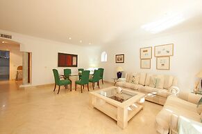 Apartment in Marbella Near the Beach