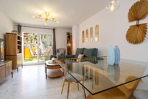Marbella Coastal Comfort
