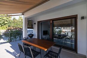Modern Villa Near Costabella Beach