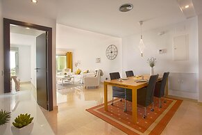 Ojen Apartment Near Golf