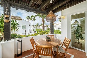 Seaside Stay With Pool