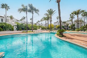 Seaside Stay With Pool