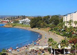 Seaside Stay With Pool