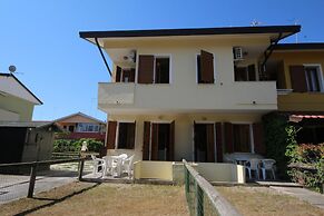 Enjoy our Flat With Garden in Rosolina