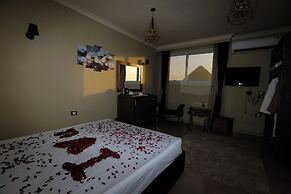 Master Pyramids Inn