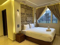 Master Pyramids Inn