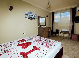 Master Pyramids Inn