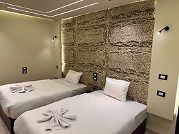 Master Pyramids Inn
