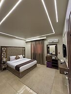 Master Pyramids Inn