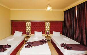 Master Pyramids Inn