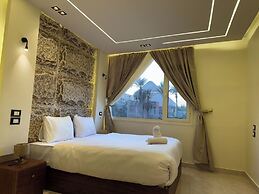 Master Pyramids Inn