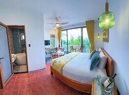 Blue Tropical House Hoi An