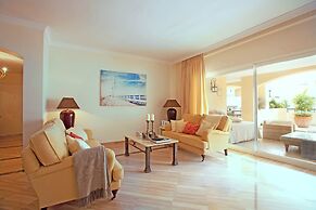 Apartment in Marbella Near Sandy Beach