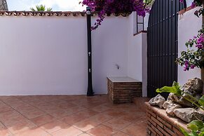 House in Marbella Near Beaches