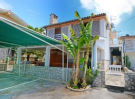 Comfortable Apartment With Terrace