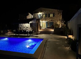 Beautiful Apartment With View