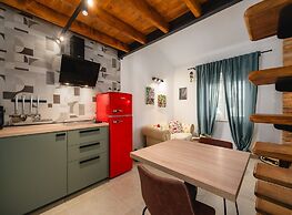 Apartment With Cozy Bedroom