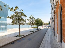 Apartment With View