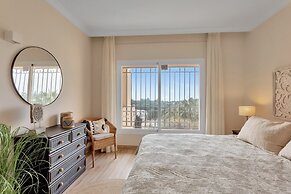Charming Villa With Terrace