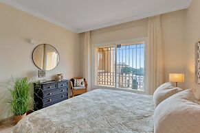 Charming Villa With Terrace