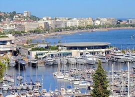 Terrace Apartment in Cannes