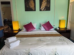 Golden Mango House