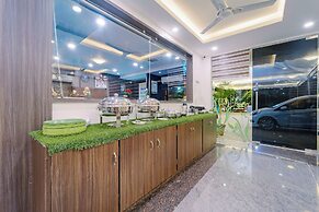 Treebo Sri vi ka Residency