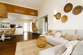 Villa in Marbella Near Beach