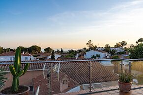Villa in Marbella Near Beach