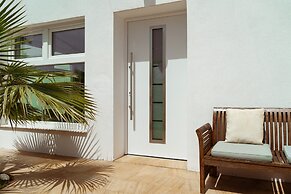 Villa in Marbella Near Beach