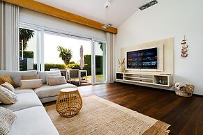 Villa in Marbella Near Beach