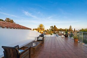 Villa in Marbella Near Beach
