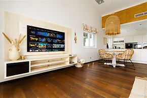 Villa in Marbella Near Beach