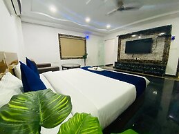 Hotel Kp Suites Grand