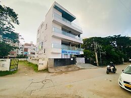 Hotel Kp Suites Grand