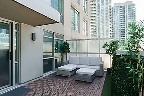 Rivetstays - The Yonge Grand Suites