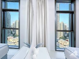 Luxurious 4B Balcony & Views Burjcrown Downtown