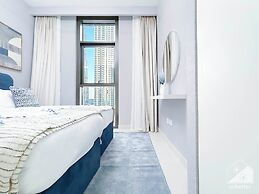 Luxurious 4B Balcony & Views Burjcrown Downtown