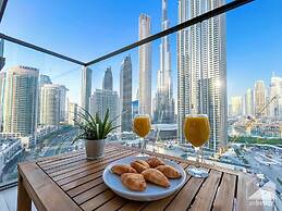 Luxurious 4B Balcony & Views Burjcrown Downtown