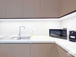 Luxurious 4B Balcony & Views Burjcrown Downtown