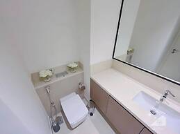 Burj Crown Luxury 3bedroom Balcony & View