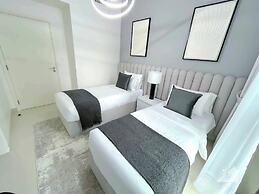 Burj Crown Luxury 3bedroom Balcony & View