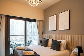 Burj Crown Luxurious 3bedroom Balcony