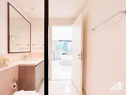 Exclusive Burj Crown 4b Balcony City Views