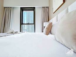 Exclusive Burj Crown 4b Balcony City Views