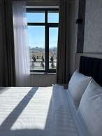 K HOTEL RESTURANT