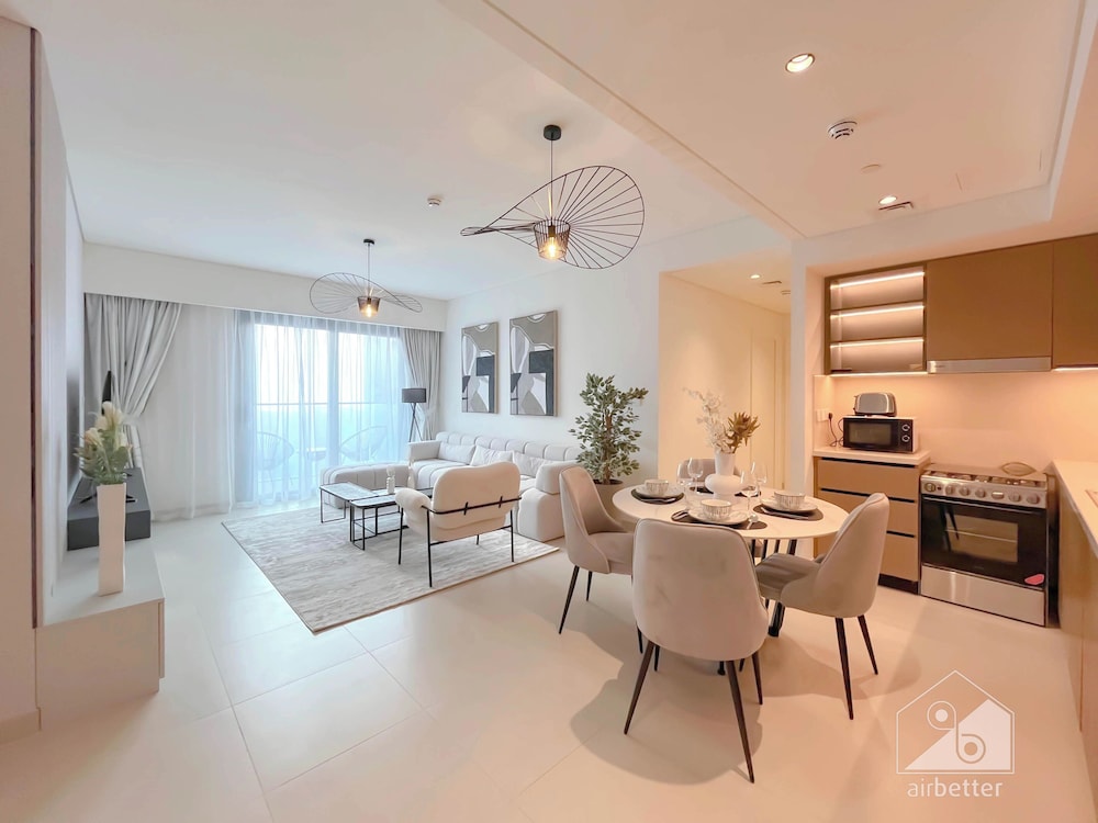 Burj Crown Luxury 2bedroom Balcony & View
