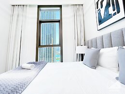 Luxury & Elegance at Burj Crown Downtown