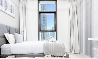 Luxury & Elegance at Burj Crown Downtown
